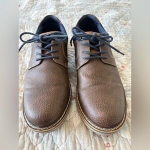 Freeman Morgan Memory Foam Textured Men’s Shoe